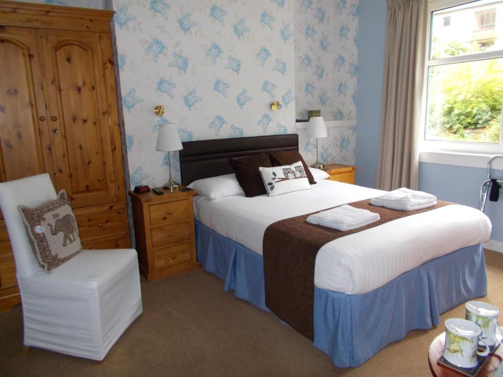 Hotel Tigh Na Cheo Kinlochleven Esterno foto